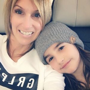 Meet your Posher, Alicia